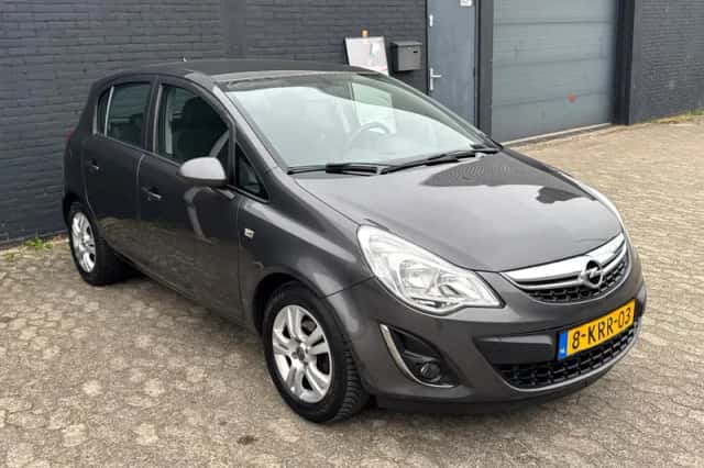 Opel Corsa (2013) thumbnail 6