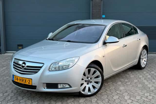 Opel Insignia (2009) thumbnail 1