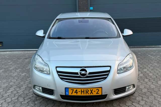 Opel Insignia (2009) thumbnail 4