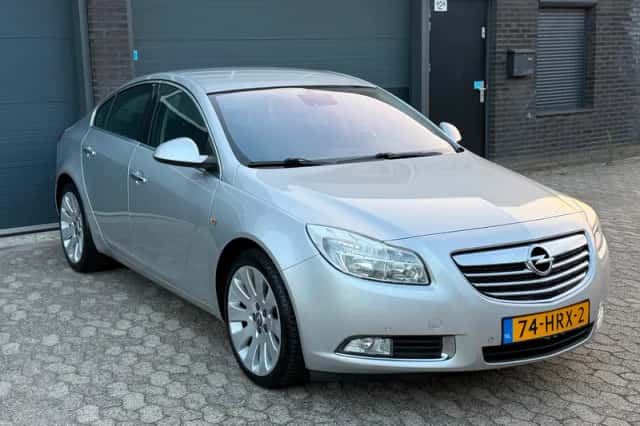 Opel Insignia (2009) thumbnail 5