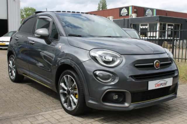 Fiat 500X (2021) thumbnail 2