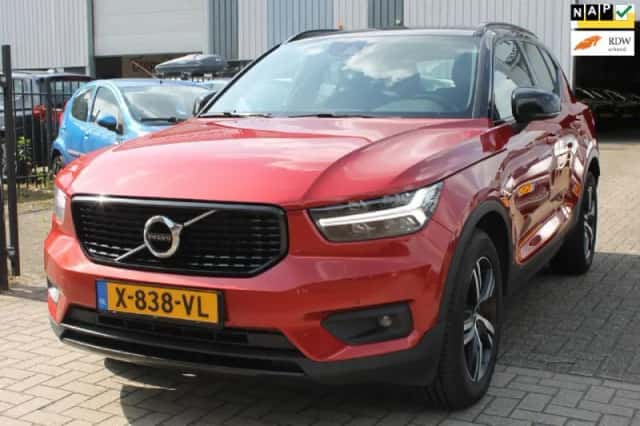 Volvo XC40 (2020) thumbnail 1