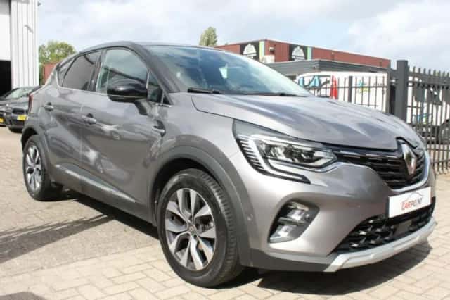 Renault Captur (2020) thumbnail 2