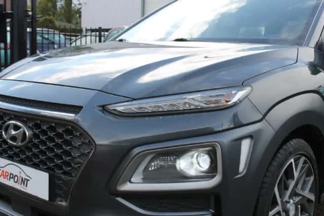 Hyundai Kona (2020) thumbnail 4