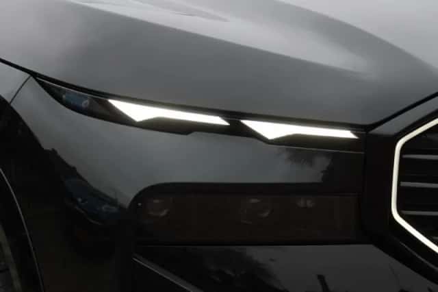 BMW XM (2023) thumbnail 5