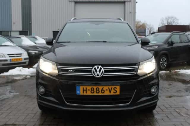 Volkswagen Tiguan (2013) thumbnail 3