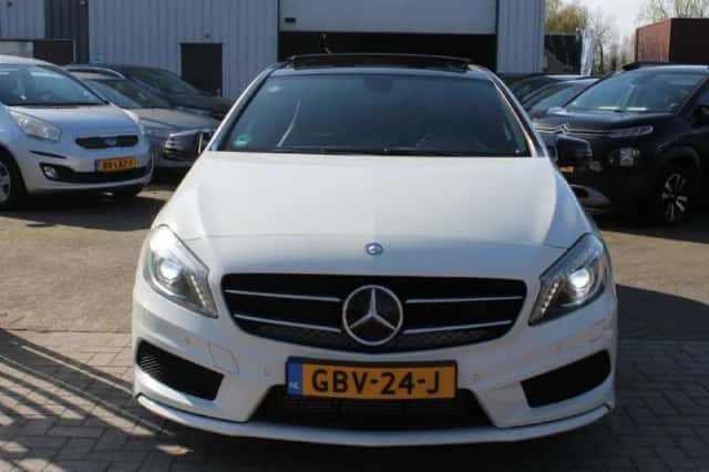 Mercedes-Benz A-Klasse (2014) thumbnail 3