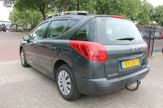 Peugeot 207 (2010) thumbnail 6