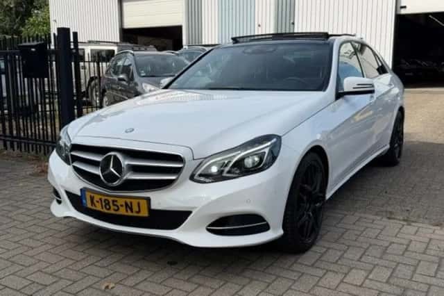 Mercedes-Benz E-Klasse (2013) thumbnail 1