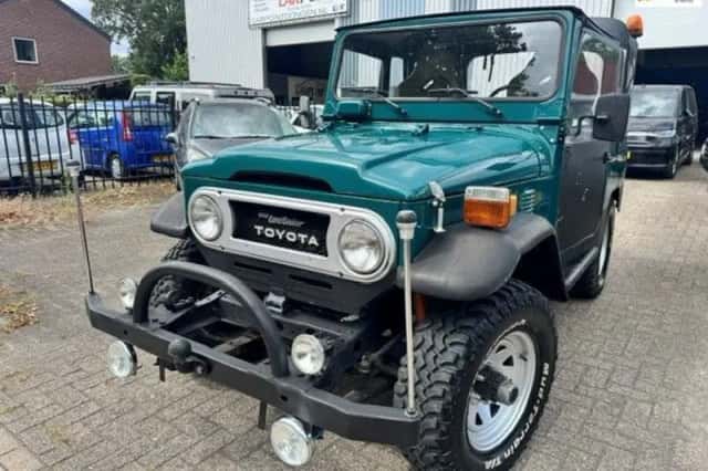 Toyota Land Cruiser (1978) thumbnail 1
