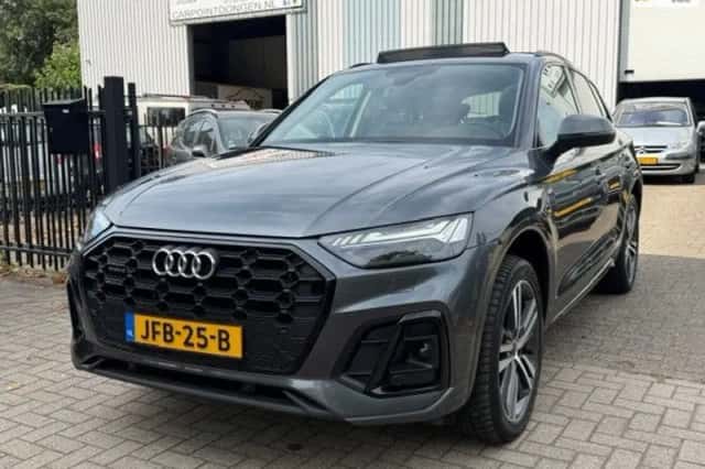 Audi Q5 (2021) thumbnail 1