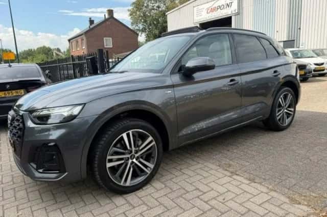 Audi Q5 (2021) thumbnail 5
