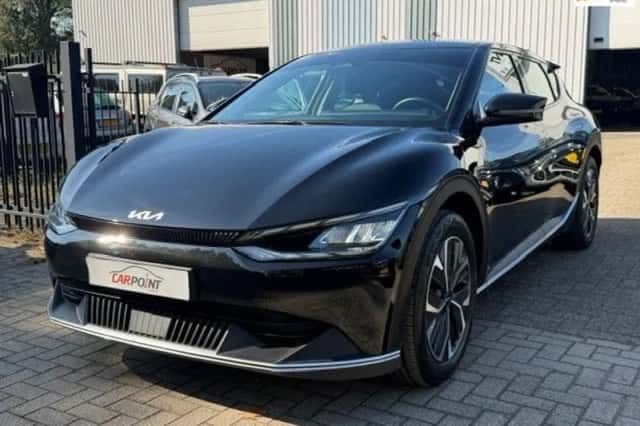 Kia EV6 (2022) thumbnail 1