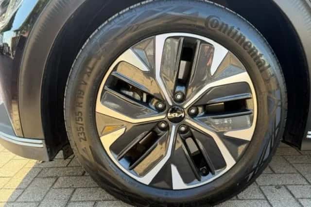 Kia EV6 (2022) thumbnail 5
