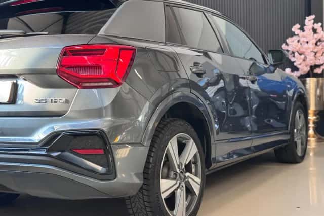 Audi Q2 (2021) thumbnail 4
