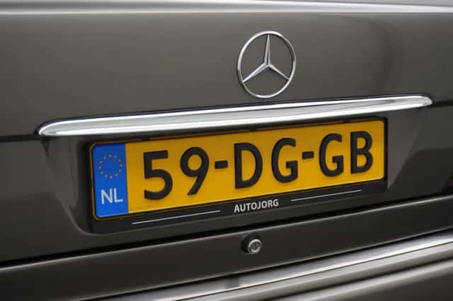 Mercedes-Benz E-Klasse (1992) thumbnail 6