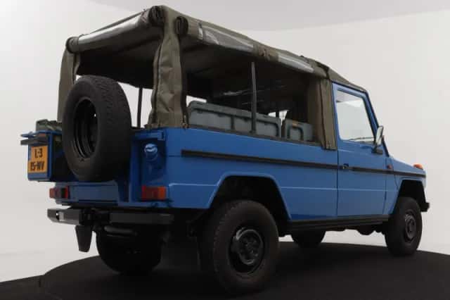 Mercedes-Benz 230 GE (1994) thumbnail 3
