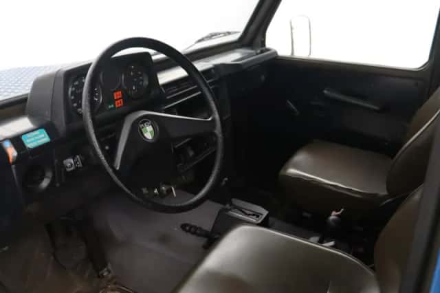 Mercedes-Benz 230 GE (1994) thumbnail 6