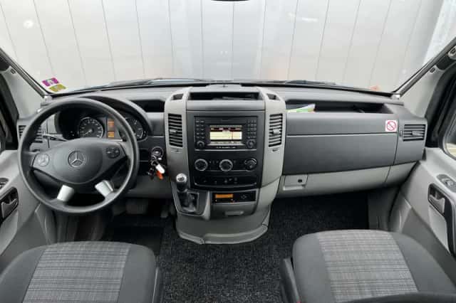 Mercedes-Benz Sprinter (2018) thumbnail 5