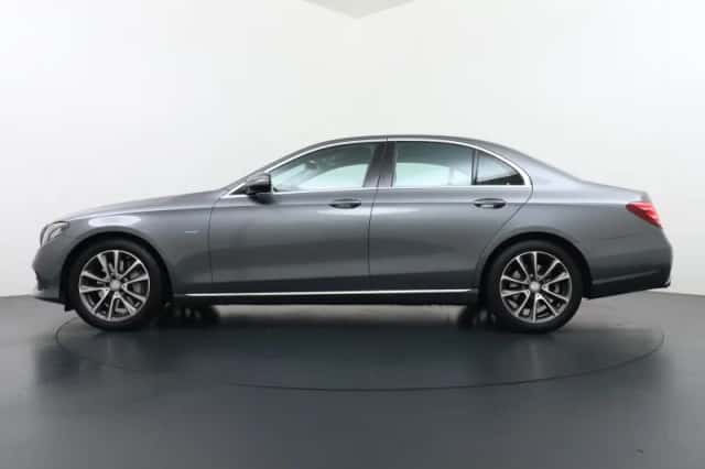 Mercedes-Benz E-Klasse (2016) thumbnail 5