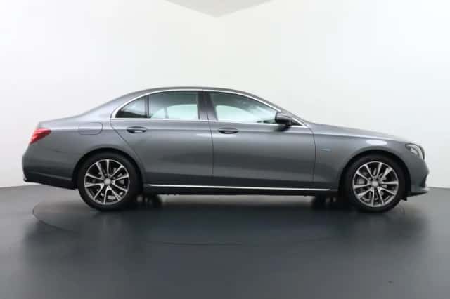 Mercedes-Benz E-Klasse (2016) thumbnail 6