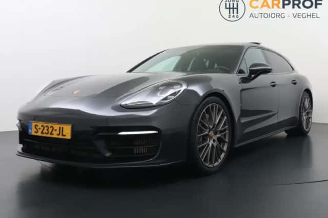 Porsche Panamera (2023) thumbnail 1