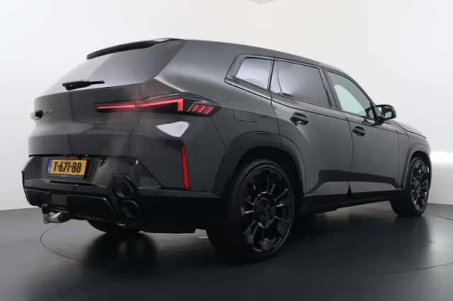 BMW XM (2023) thumbnail 3