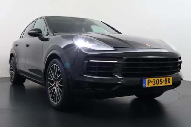 Porsche Cayenne (2019) thumbnail 4