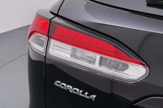 Toyota Corolla (2023) thumbnail 5