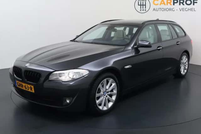 BMW 5-Serie (2011) thumbnail 1