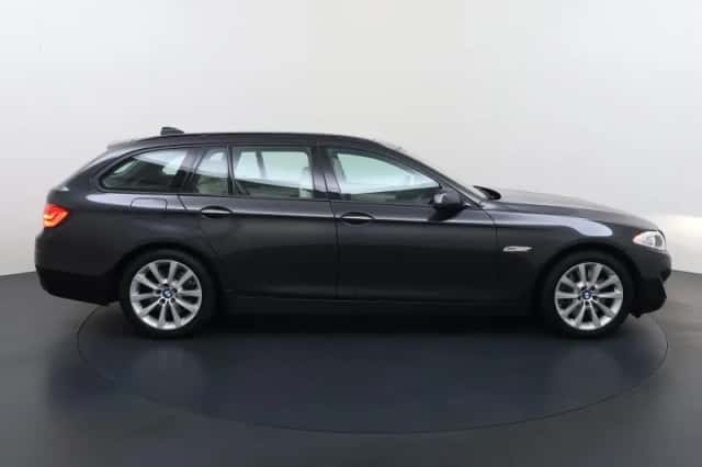 BMW 5-Serie (2011) thumbnail 6