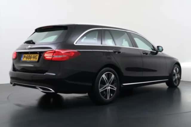 Mercedes-Benz C-Klasse (2021) thumbnail 3