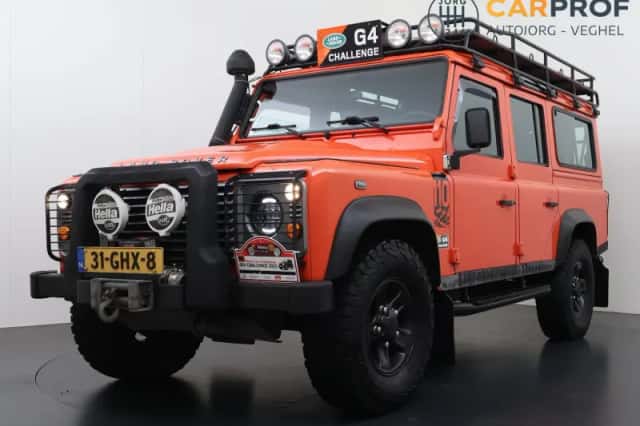 Land Rover Defender (2008) thumbnail 1