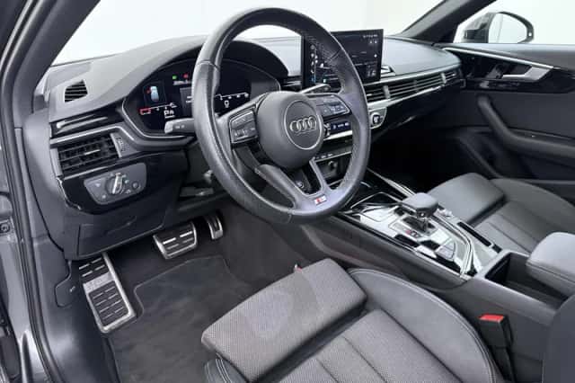 Audi A4 (2022) thumbnail 6