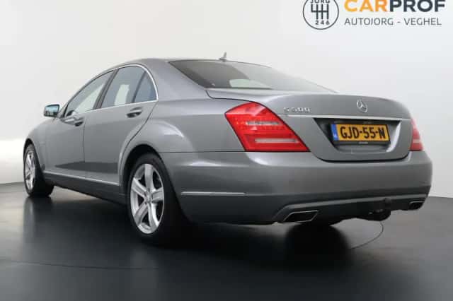Mercedes-Benz S-Klasse (2011) thumbnail 2