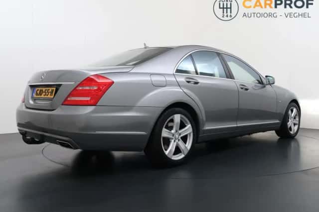 Mercedes-Benz S-Klasse (2011) thumbnail 3
