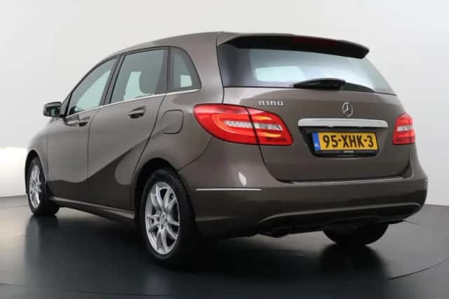 Mercedes-Benz B-Klasse (2012) thumbnail 2