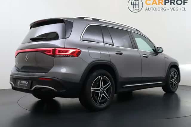Mercedes-Benz EQB (2024) thumbnail 3
