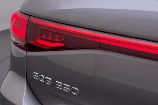 Mercedes-Benz EQB (2024) thumbnail 6