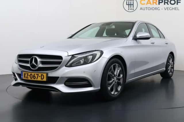 Mercedes-Benz C-Klasse (2016) thumbnail 1