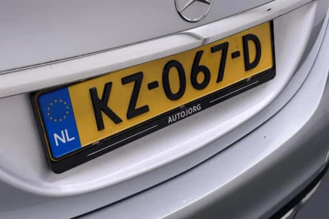 Mercedes-Benz C-Klasse (2016) thumbnail 6