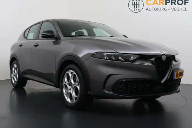 Alfa Romeo Tonale (2022) thumbnail 4