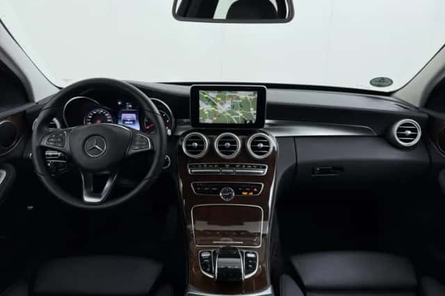 Mercedes-Benz C-Klasse (2015) thumbnail 5