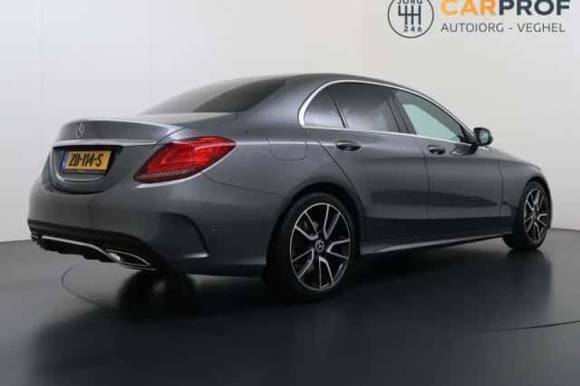 Mercedes-Benz C-Klasse (2019) thumbnail 3