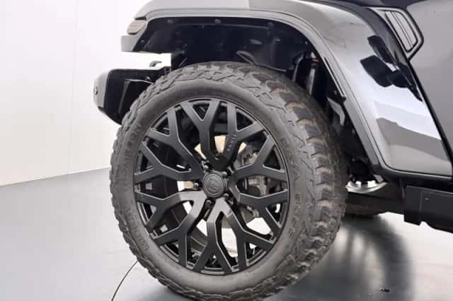 Jeep Wrangler (2024) thumbnail 4