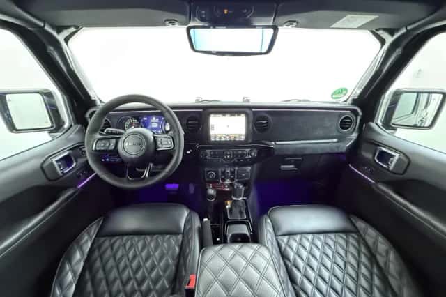 Jeep Wrangler (2024) thumbnail 5