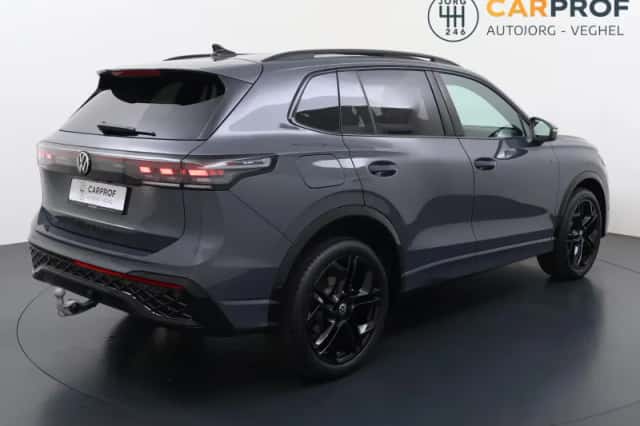 Volkswagen Tiguan (2026) thumbnail 3