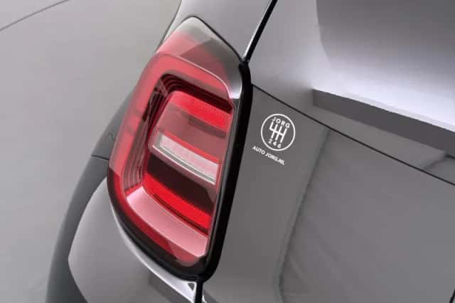 Abarth 500E (2024) thumbnail 6