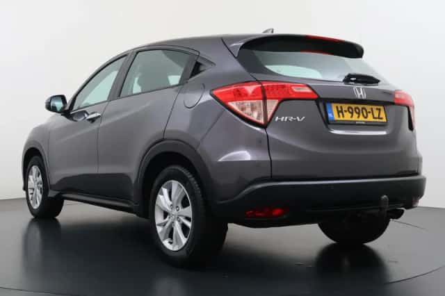 Honda HR-V (2016) thumbnail 2