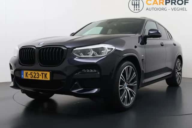 BMW X4 (2021) thumbnail 1